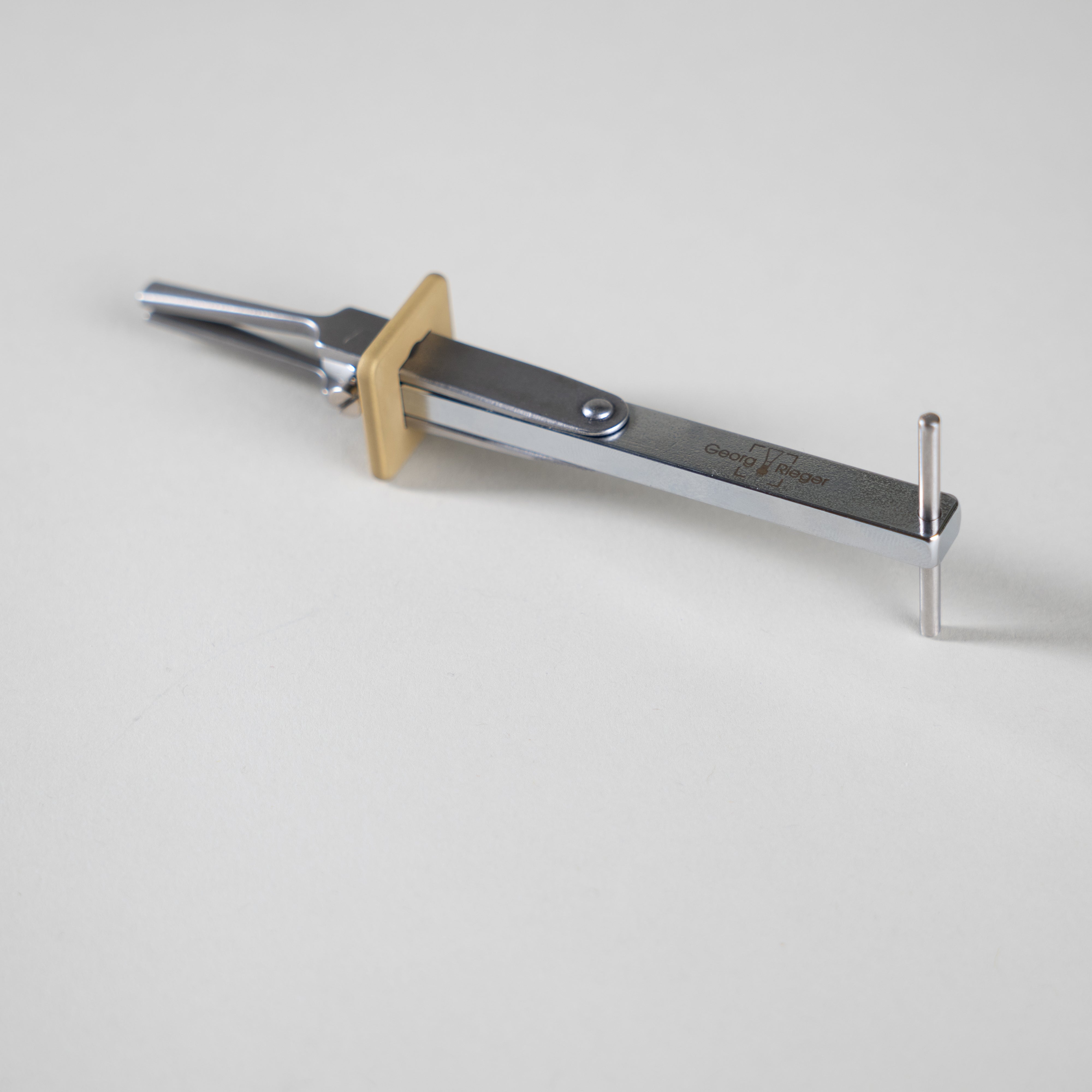 Rieger 72 オーボエ用リガチャー調整器具 Rieger オーボエ用リガチャー調整器具 72